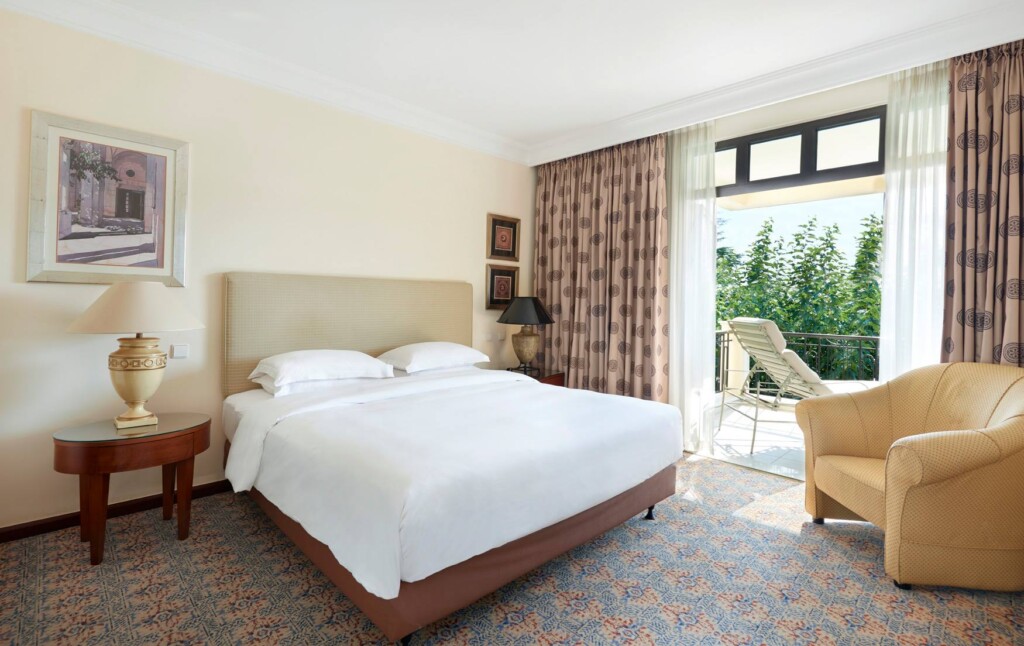 hyatt 5