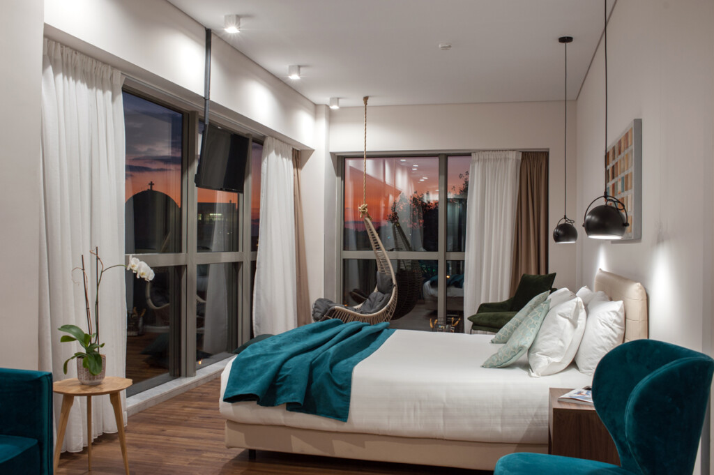athens signature 7