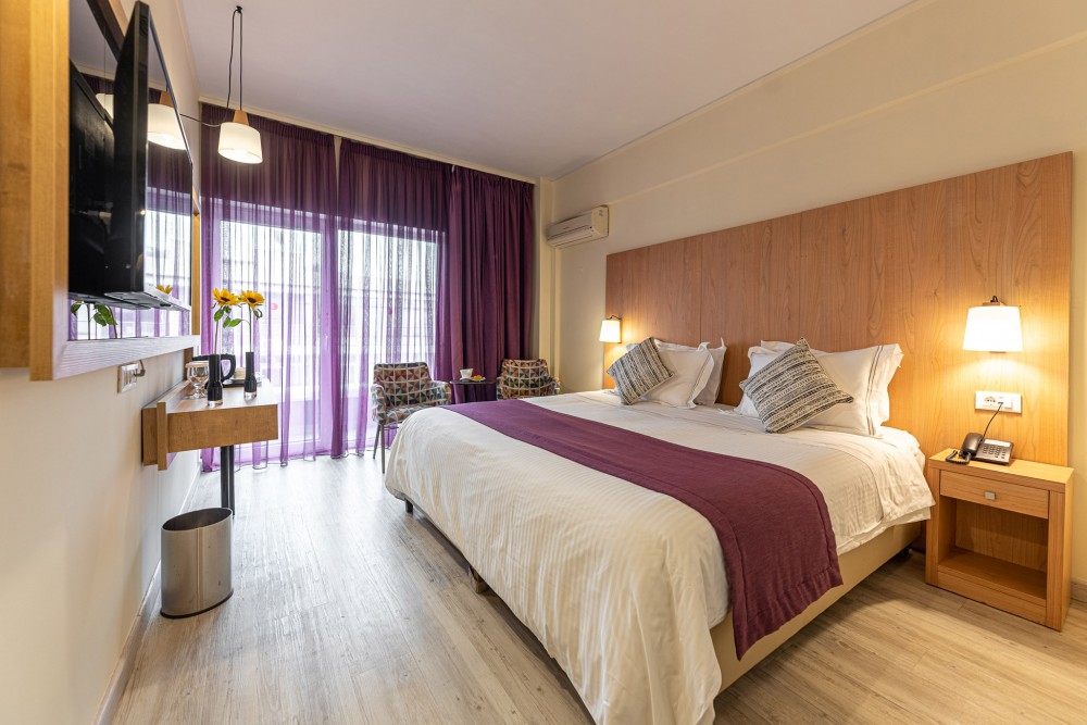 Superior_Double_Or_Twin_Room_3468