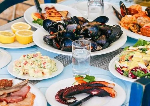 13 &sigma;&tau;έ&kappa;&iota;&alpha; &gamma;&iota;&alpha; &psi;&alpha;&rho;ά&kappa;&iota;&alpha; &kappa;&alpha;&iota; &theta;&alpha;&lambda;&alpha;&sigma;&sigma;&iota;&nu;ά
