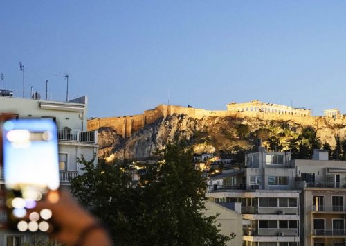 &Mu;&omicron;&upsilon;&sigma;&epsilon;ί&omicron; &Mu;&alpha;&rho;ί&alpha; &Kappa;ά&lambda;&lambda;&alpha;&sigmaf;: Έ&nu;&alpha; &kappa;&alpha;&lambda;&omicron;&kappa;&alpha;&iota;&rho;&iota;&nu;ό moonlight party