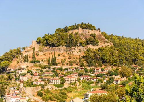 &Nu;&alpha;ύ&pi;&alpha;&kappa;&tau;&omicron;&sigmaf; &ndash; &Omicron;&rho;&epsilon;&iota;&nu;ή &Nu;&alpha;&upsilon;&pi;&alpha;&kappa;&tau;ί&alpha;: M&iota;&alpha; &pi;&omicron;&lambda;&iota;&tau;&iota;&sigma;&tau;&iota;&kappa;ή &pi;&epsilon;&rho;&iota;ή&gamma;&eta;&sigma;&eta; &tau;&epsilon;&sigma;&sigma;ά&rho;&omega;&nu; &epsilon;&pi;&omicron;&chi;ώ&nu;